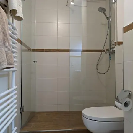 Monsevi Apartment
